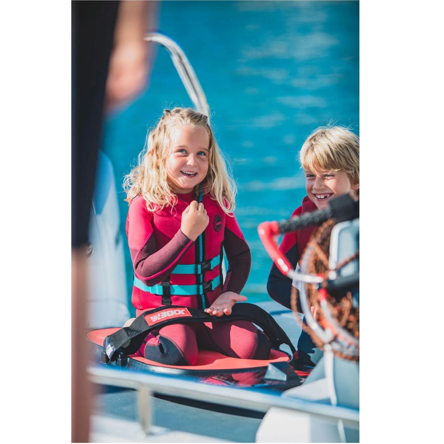 JOBE Boston 3/2mm Kids Wetsuit - Hot Pink 4 JOBE Boston 3/2mm Kids Wetsuit - Hot Pink - Image 2