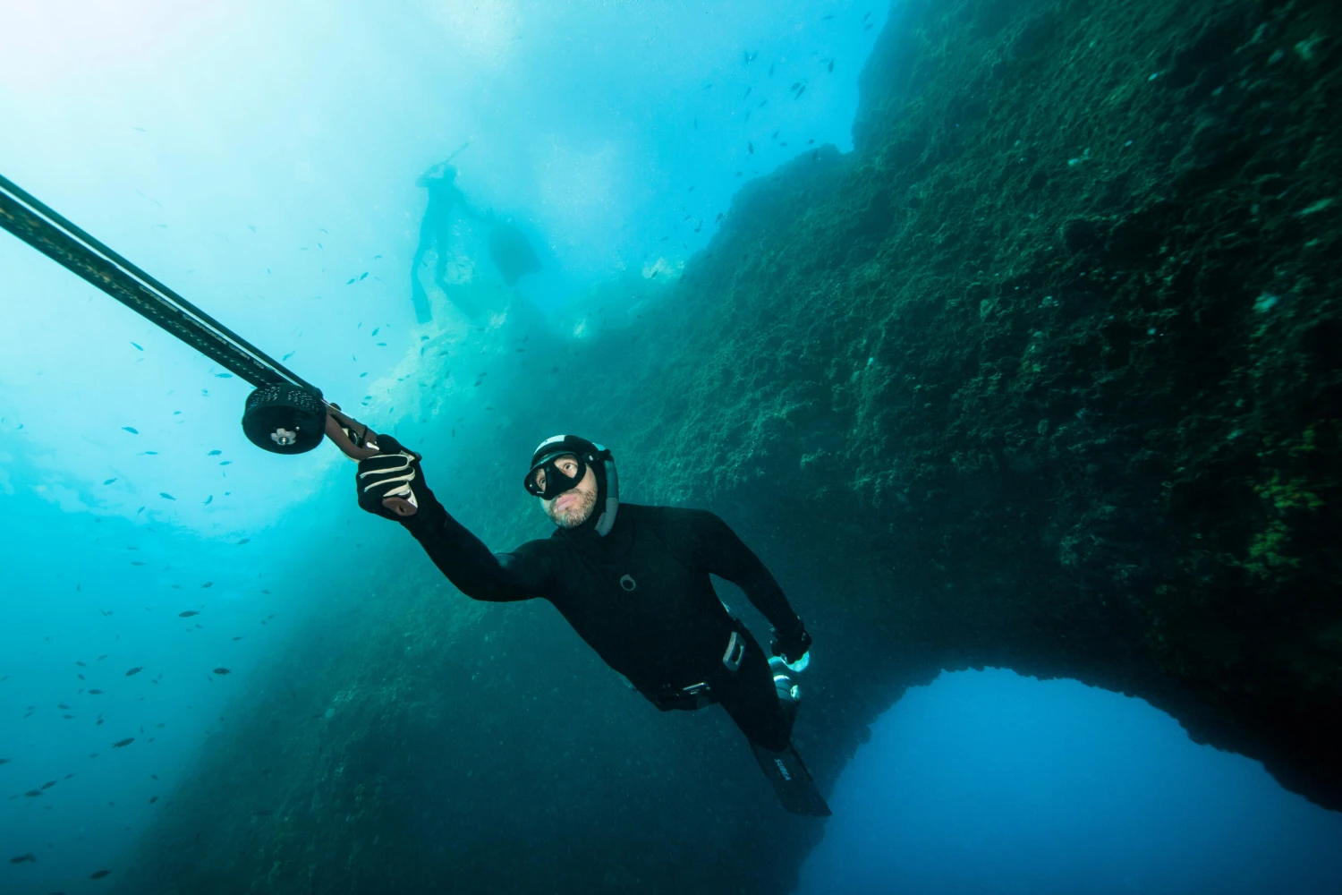 Men's Spearfishing Jacket 5 Mm Neoprene SPF 500 Dark Grey 4 Men's Spearfishing Jacket 5 Mm Neoprene SPF 500 Dark Grey - Image 2