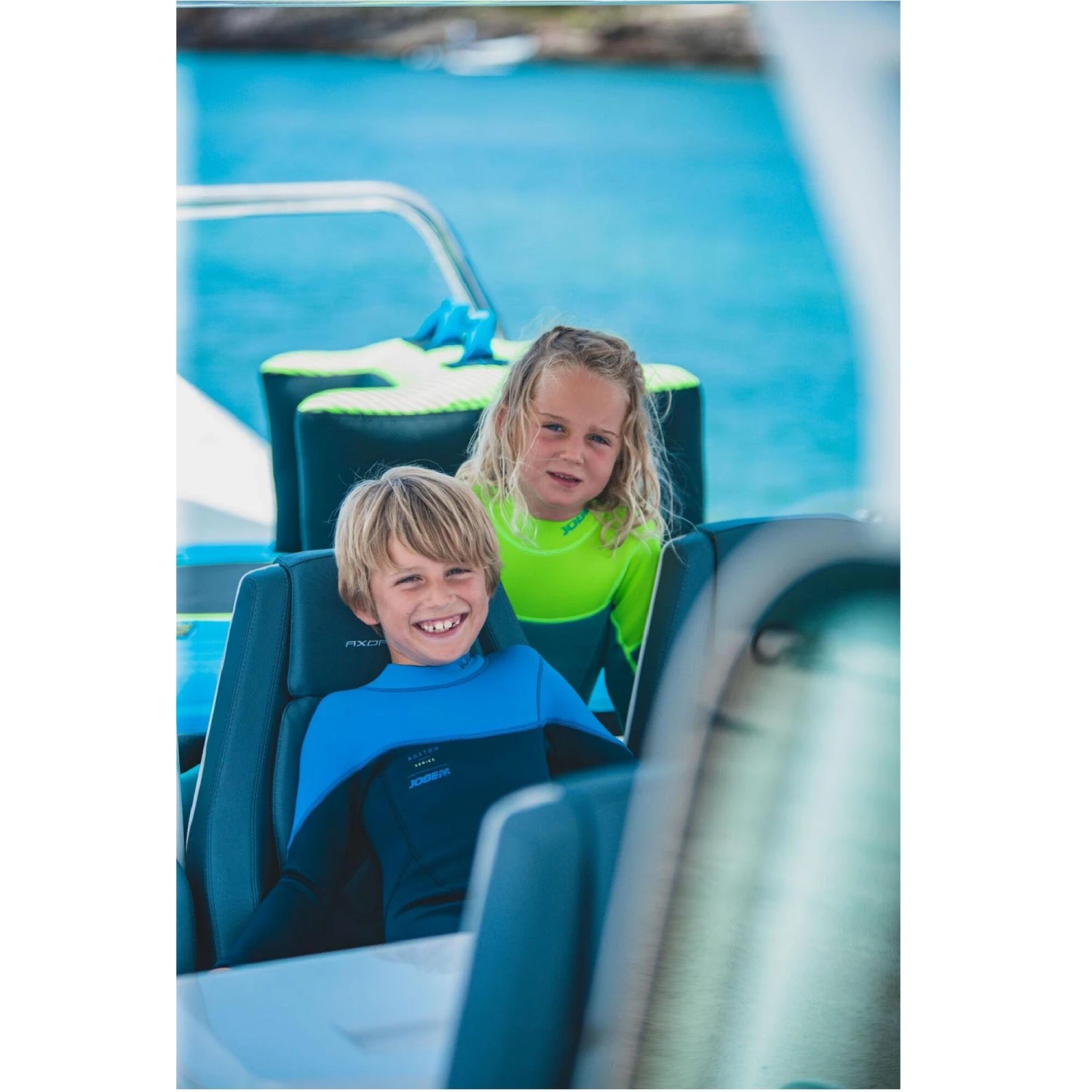 JOBE Boston 3/2mm Kids Wetsuit - Blue 4 JOBE Boston 3/2mm Kids Wetsuit - Blue - Image 2